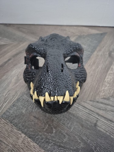 Jurassic world indoraptor - jurassic,